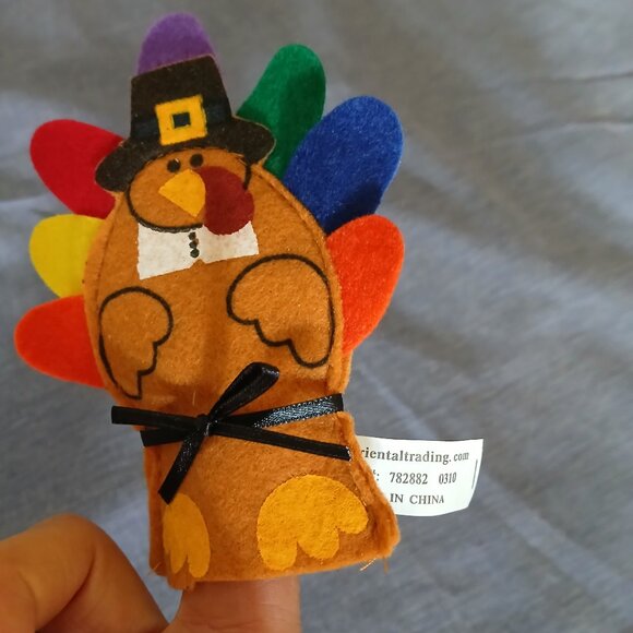 Turkey Finger Puppet New - Picture 1 of 3